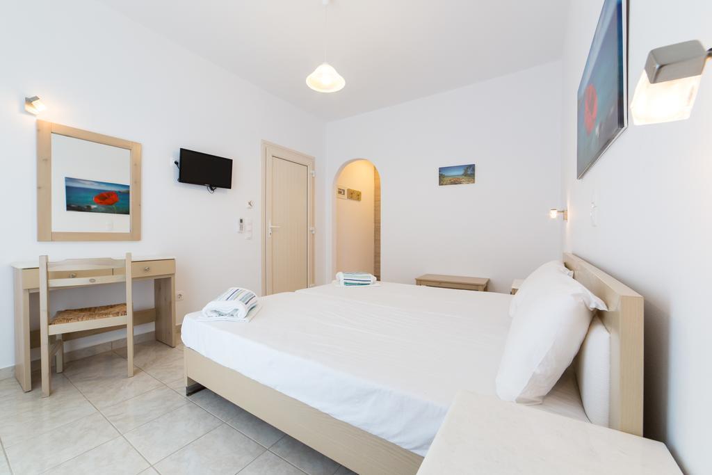 Apartment Theologos Antiparos Town