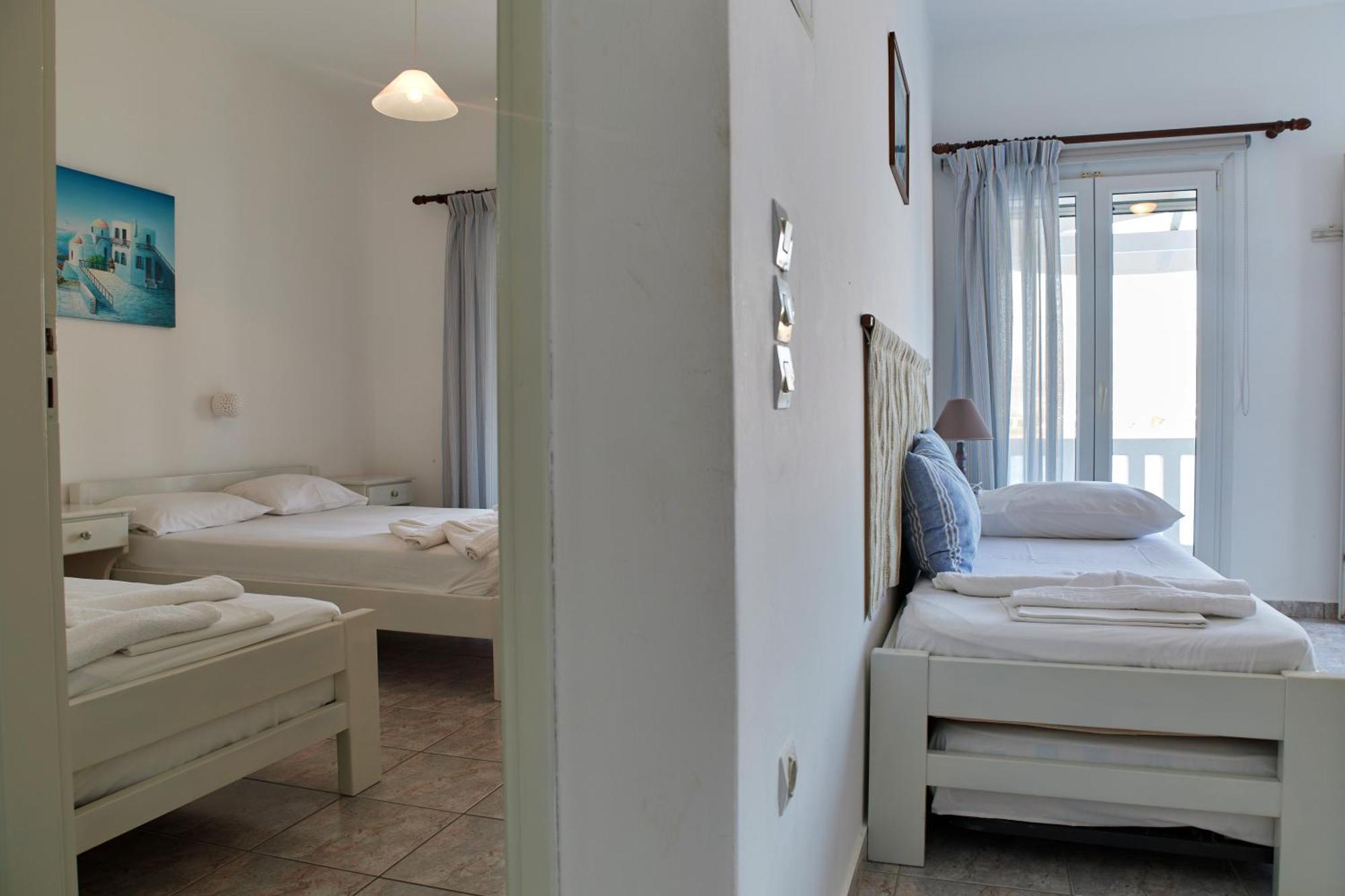 Theologos Apartment