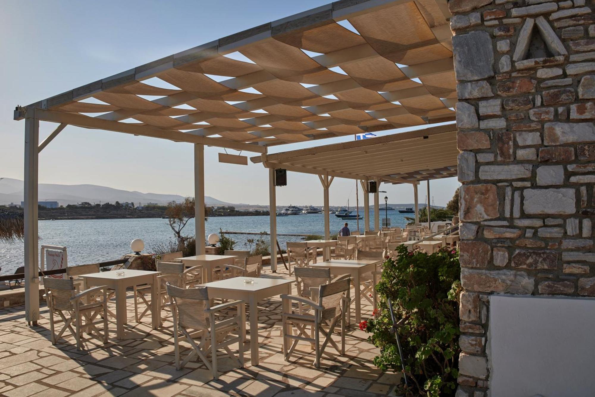 Theologos * Antiparos Town