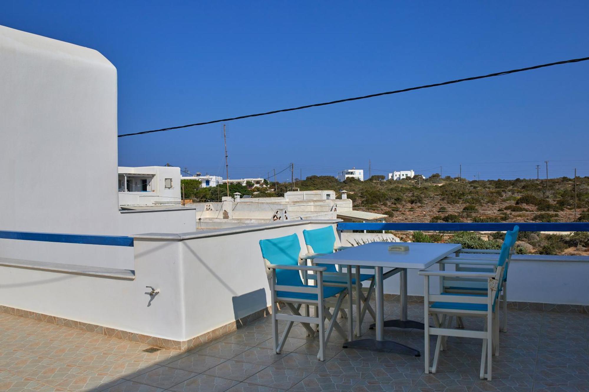 Theologos * Antiparos Town